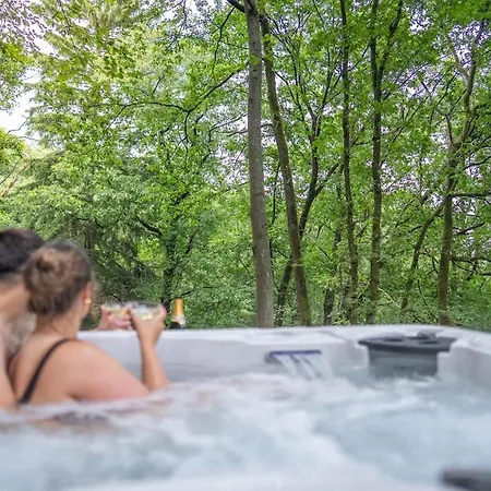 Vintage Barn With Jacuzzi In Nature *