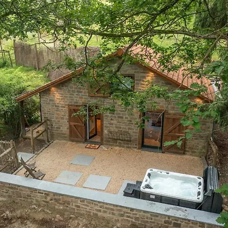 Vintage Barn With Jacuzzi In Nature